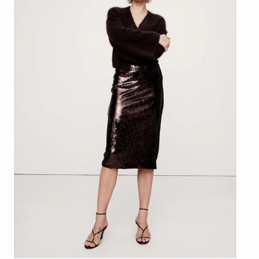 Banana Republic Brown Sequin Midi Skirt in XS